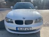 BMW 116 Baureihe 1 Lim. 116i - BMW 116 aus 2010: 116i