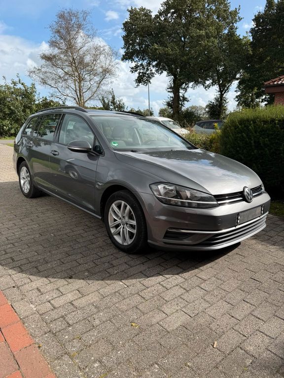 Image of Volkswagen Golf