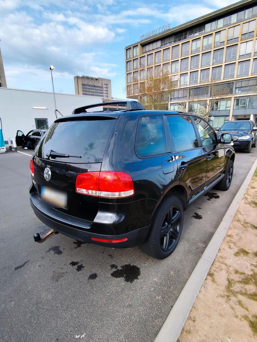 Volkswagen Touareg 2005 — photo 10