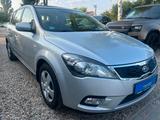 Kia Cee'd *1.HD*Klima*SHZ*55.TKM*TÜV NEU - Kia in Berlin: Cee D