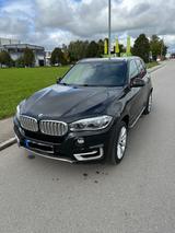 BMW xDrive 30d Pano,Navi,20",Volleder - gebrauchte BMW X5 aus dem Jahr 2016