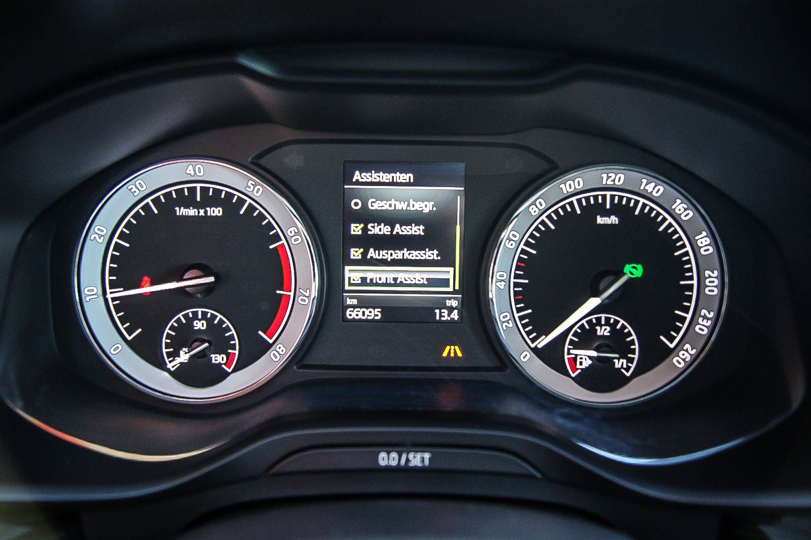 Fahrzeugabbildung SKODA Kodiaq 15TSI  STYLE 7-SITZER KAMERA NAVI LED ACC
