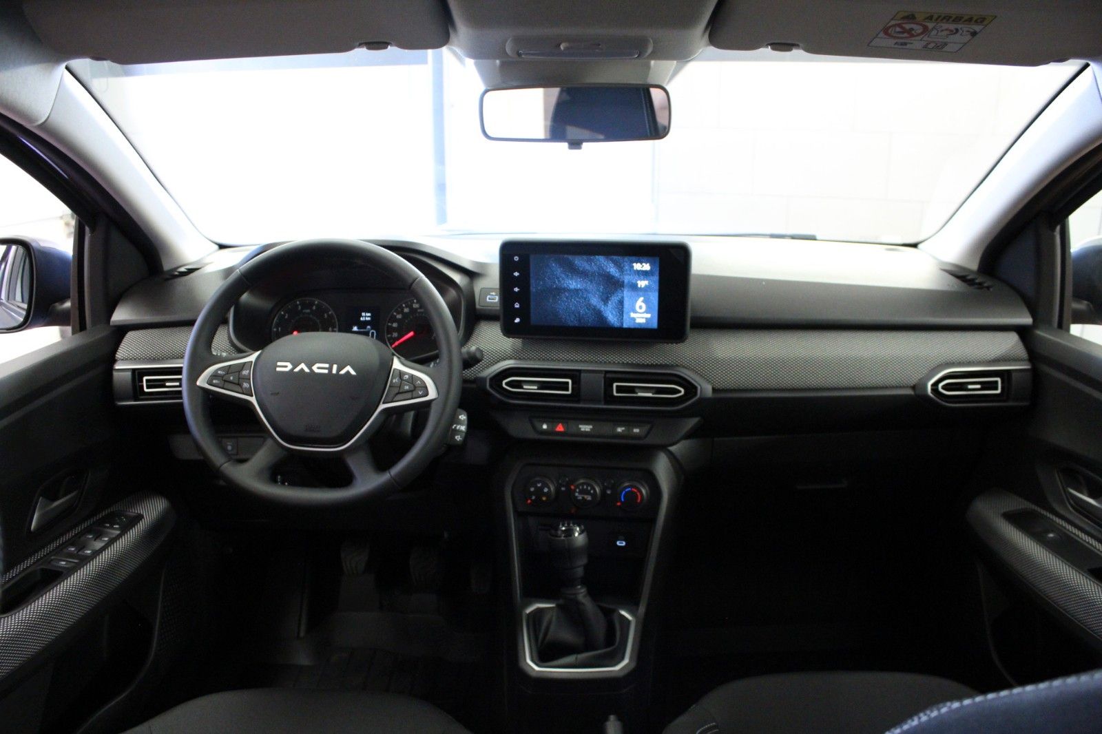 Fahrzeugabbildung Dacia Logan III Tce 90 Expression*Media Nav*PDC*