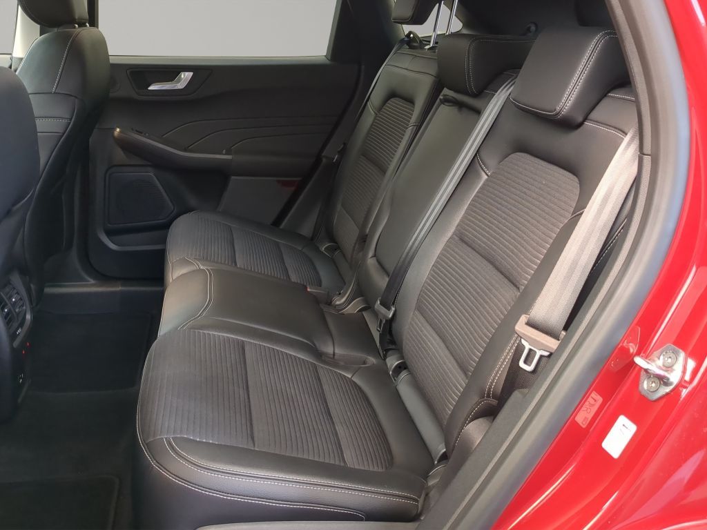 Fahrzeugabbildung Ford Kuga Titanium X 2.5 PHEV