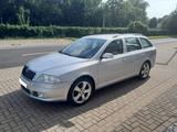 Skoda Octavia 1.8 TSI Ambiente Combi