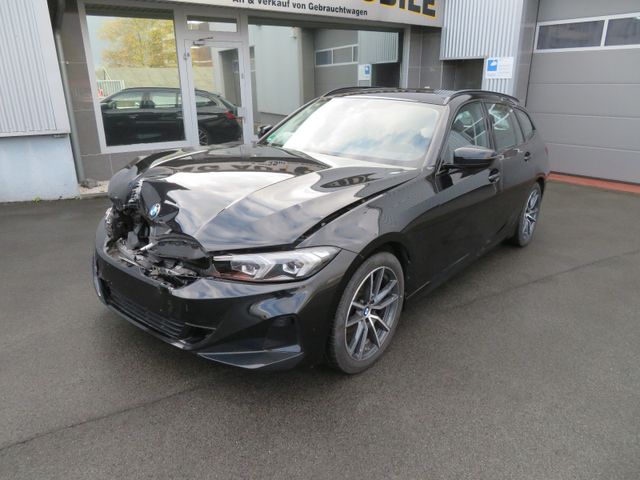 BMW 318 d TOURING SPORTLINE NAVI+18ZOLL+LEDER+LED