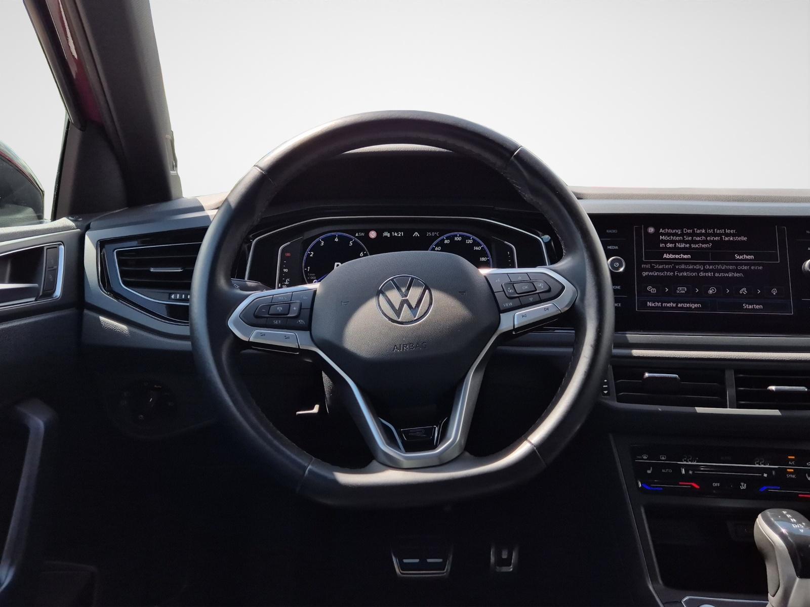 Volkswagen Taigo 1.5 TSI DSG R-Line  Panodach AHK Navi LED 