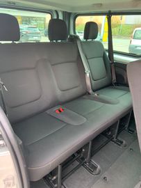 Bild 14 Renault Trafic Combi L2H1 2,9t für Gewerbe / Handel
