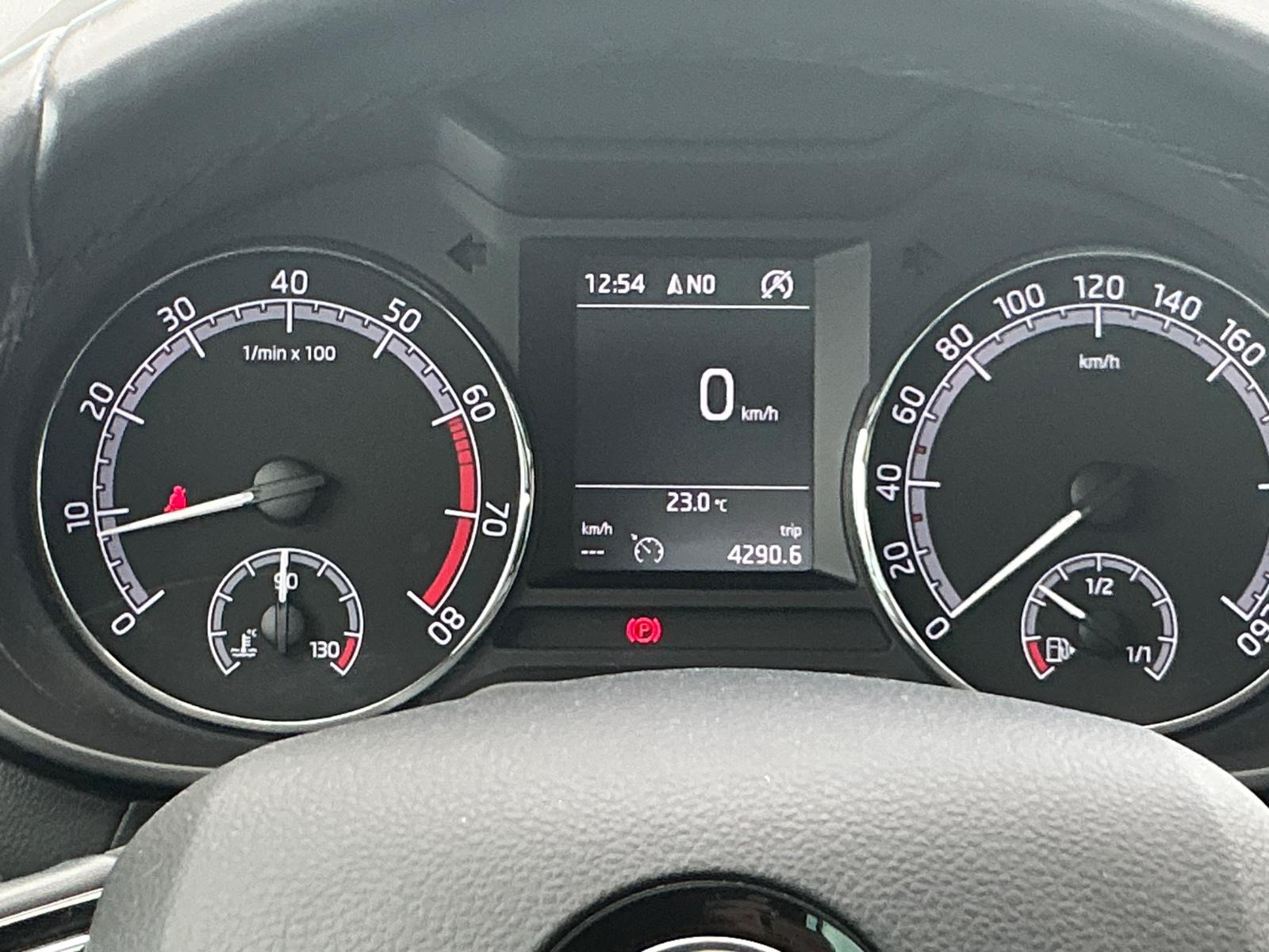 Skoda Octavia Combi Ambition 1.8 TSI SHZ BT PDC NAVI