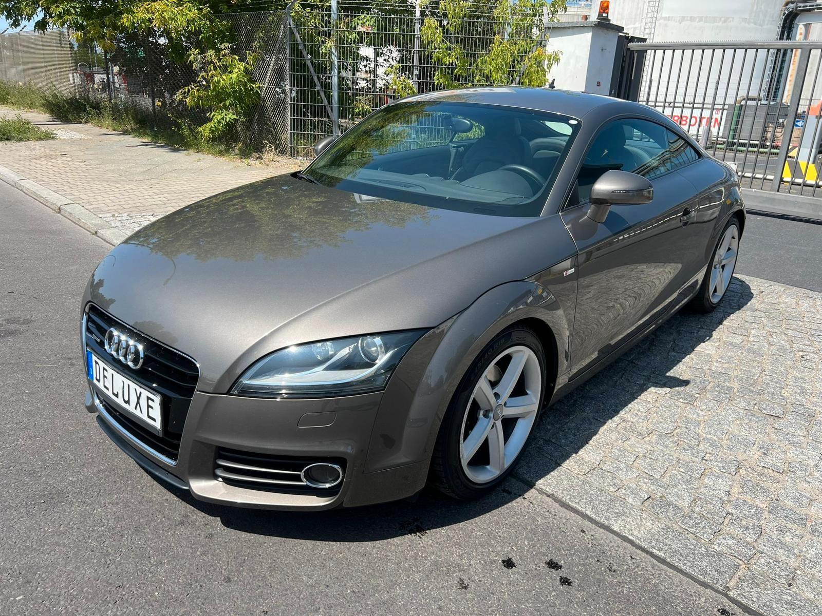 Audi TT Coupe/Roadster 2.0 TDI Coupe quattro *S-LINE*
