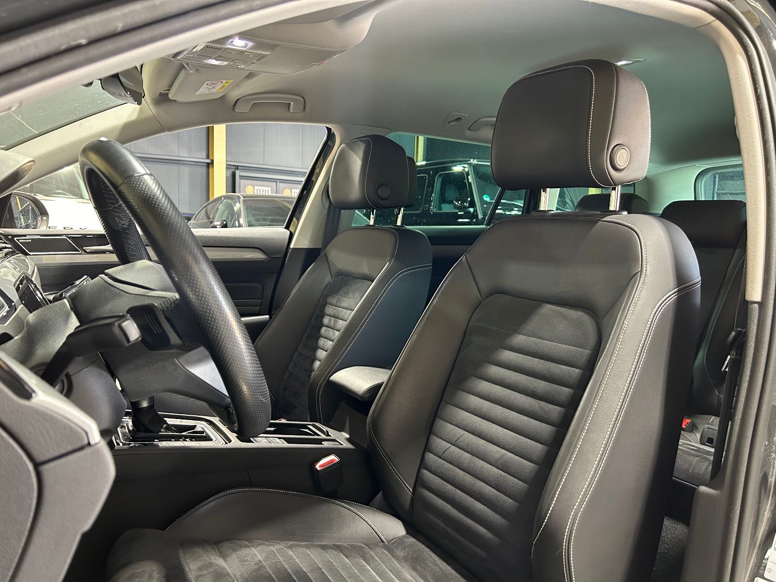 Fahrzeugabbildung Volkswagen Passat Variant GTE/APPLE/KAMERA/NAVI/ACC/8-FACH/