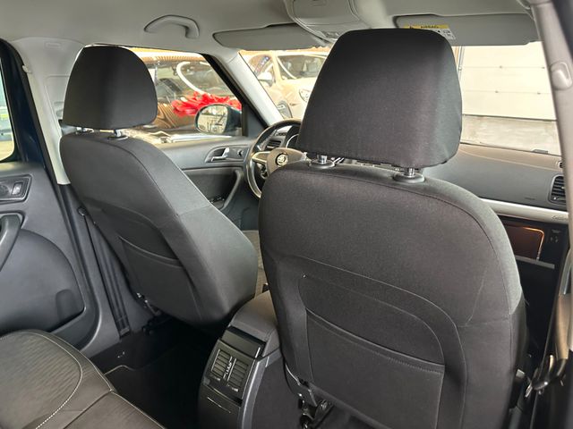 Skoda Yeti Edition *1. Hand*Klima*SHZ*AHK*Bi-Xenon*