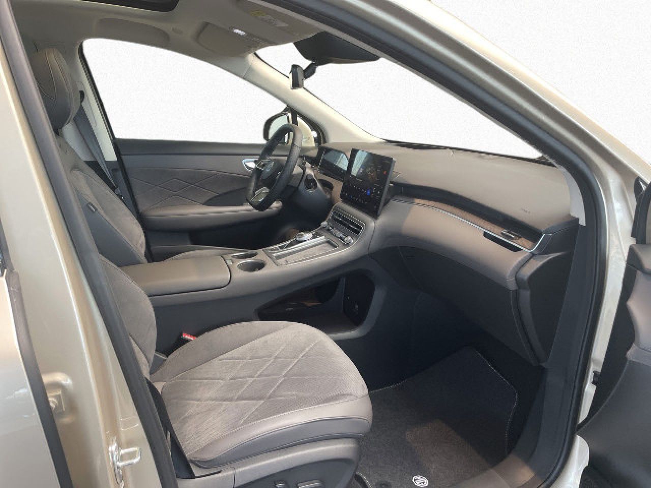 MG S6 EV