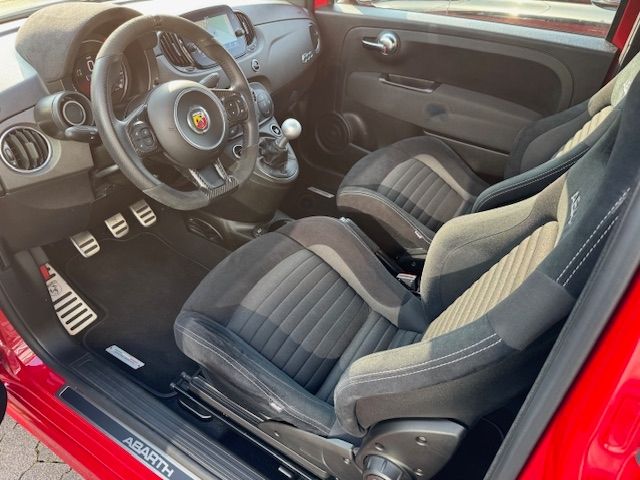 Fahrzeugabbildung Abarth 695C BEATS KLIMA NAVI 17" ALU