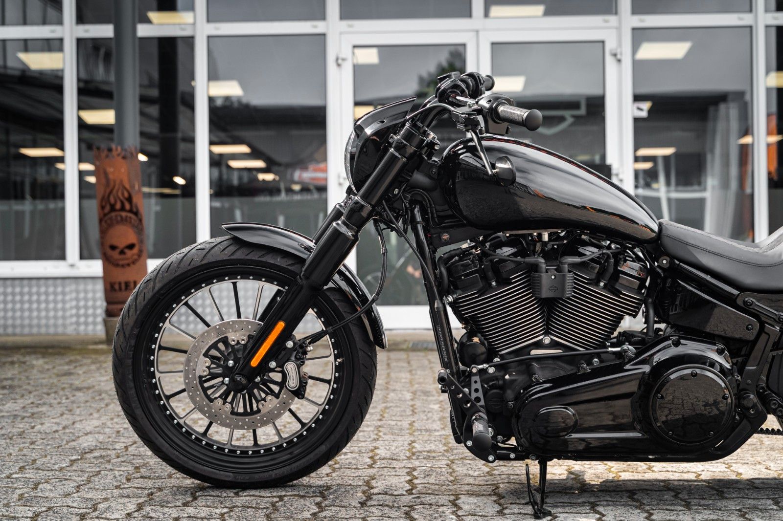 Fahrzeugabbildung Harley-Davidson FXBR Breakout 117 - Custom Umbau by HD-Kiel