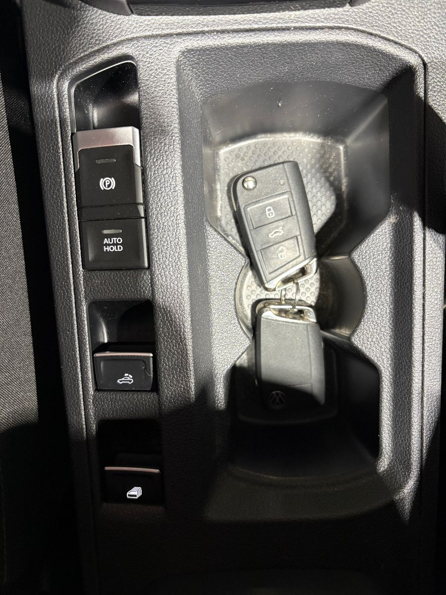 Fahrzeugabbildung Volkswagen T-Roc Cabriolet TSI/APPLE/PDC/ACC/NAVI/SHZ/TOTWI