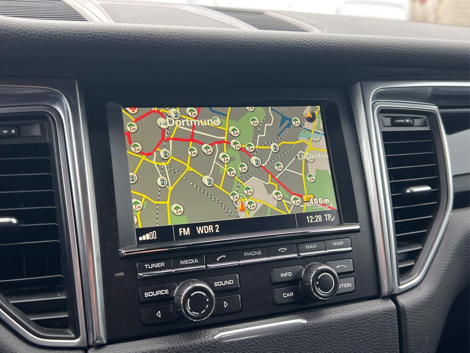 Porsche PCM