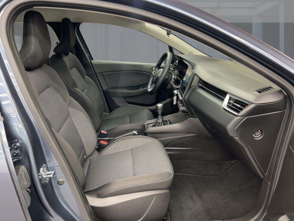 Renault Clio - Bild 8