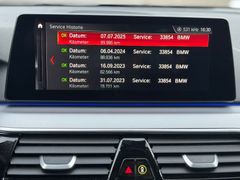 BMW 520d Autom. *DISPLAY KEY*HEAD UP*SURROUND VIEW*