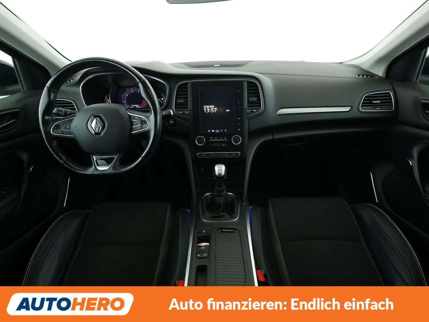 Renault Megane 1.3 TCe BOSE-Edition *NAVI*ACC*PDC*SHZ*