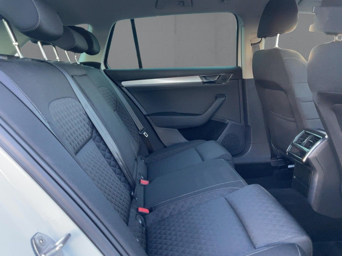 Skoda Superb - Bild 13