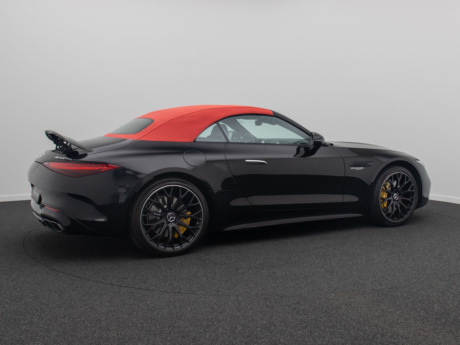 Fahrzeugabbildung Mercedes-Benz SL 63 AMG 4MATIC+ 360&deg;NightPak Massage 21" Voll