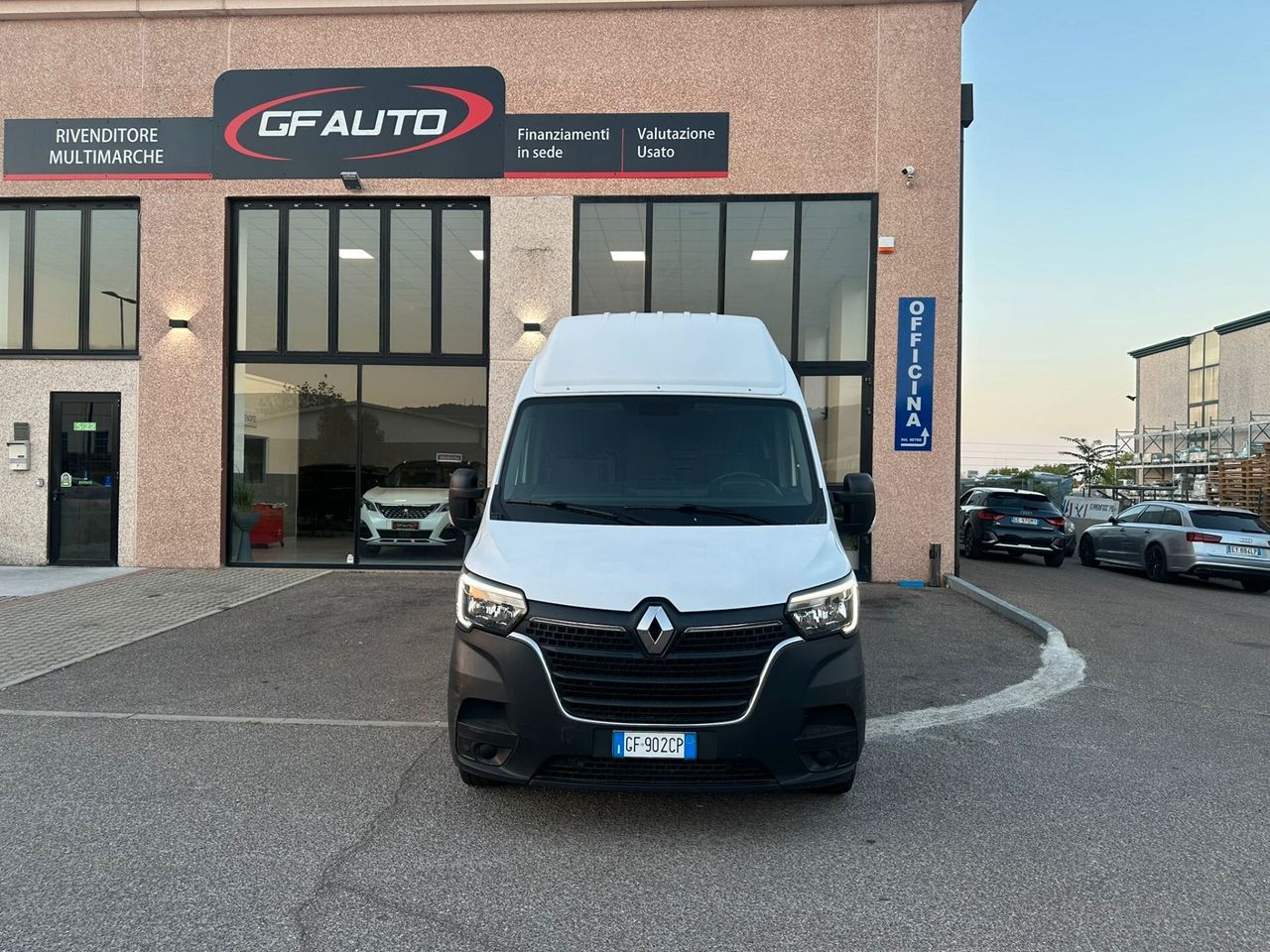 Renault Master - 1