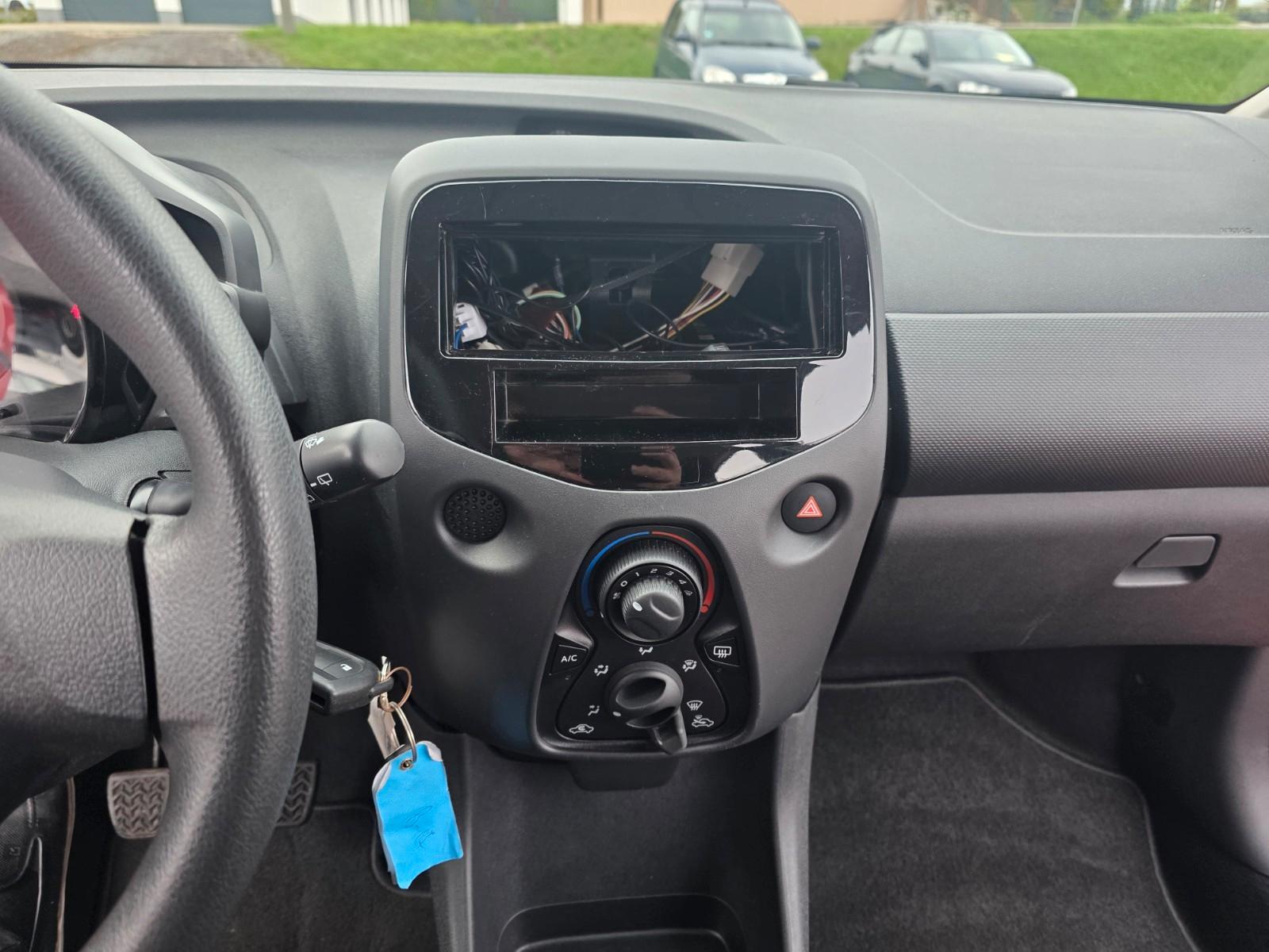Toyota Aygo AYGO x