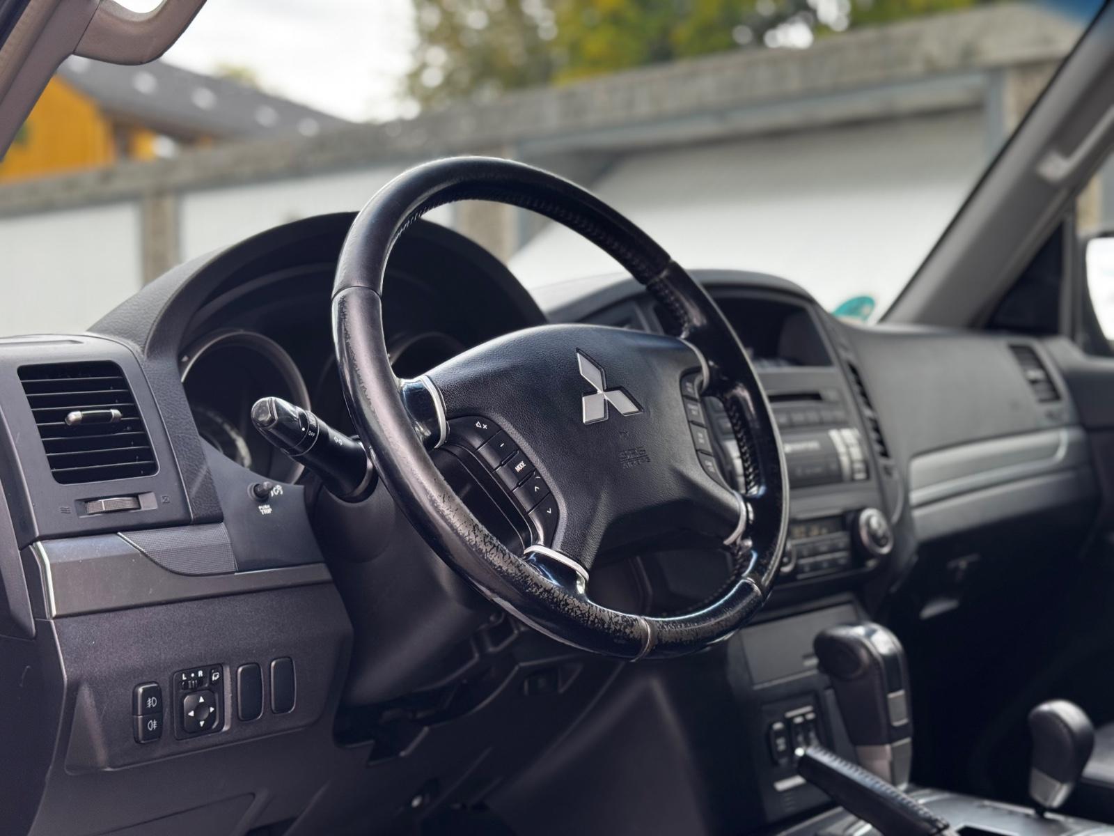 MITSUBISHI PAJERO 3.2 DI-D INTENSE 170CH 4X4 7 PLACES
