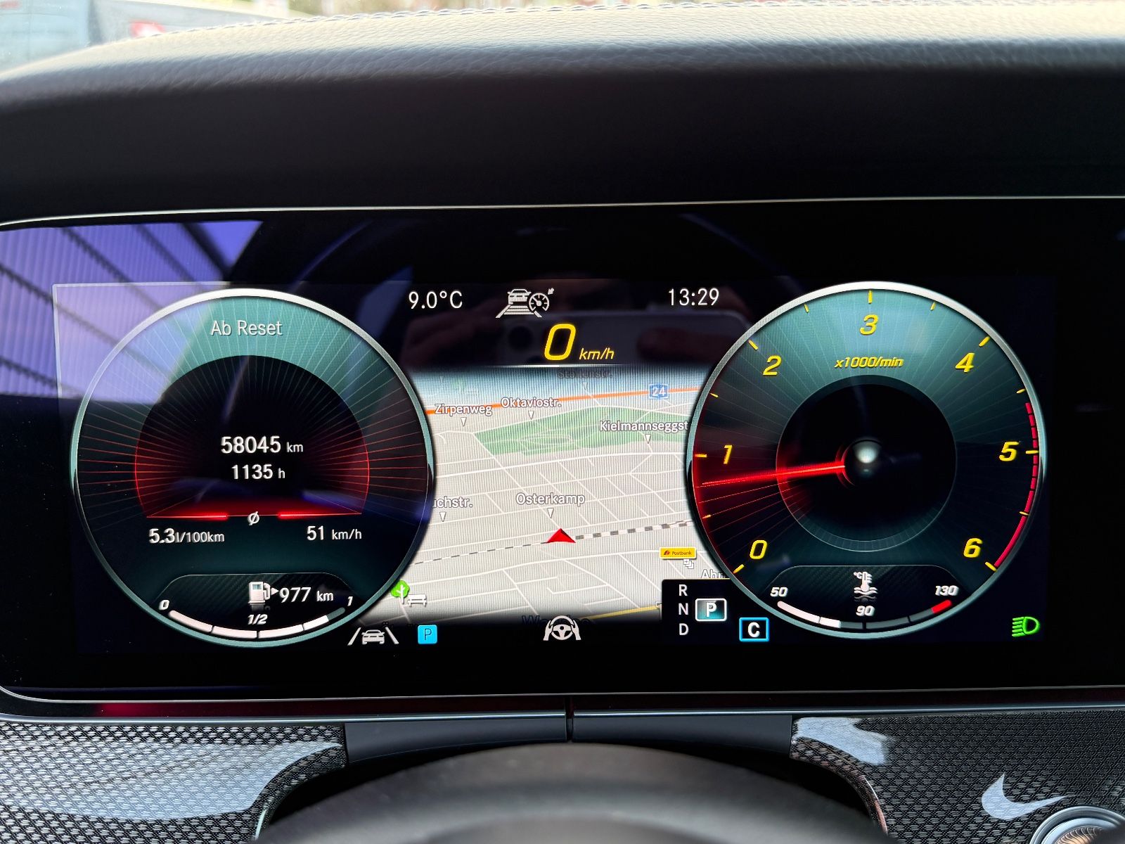 Fahrzeugabbildung Mercedes-Benz E 220d AMG*JUNGE STERNE*MUTLIBEAM*BURMESTER*AHK