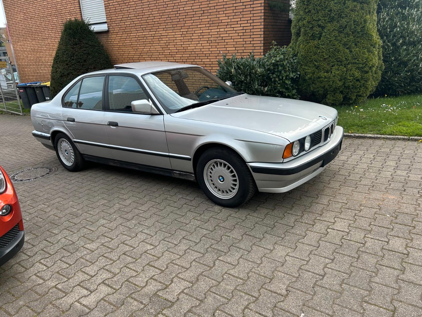 BMW 520 E34