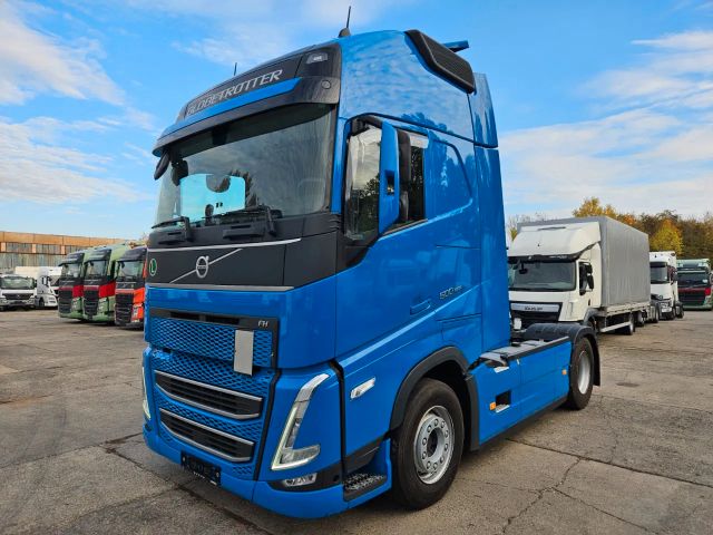 Volvo FH 500 XL, I-Save, I-Park, TV frame, 2 units