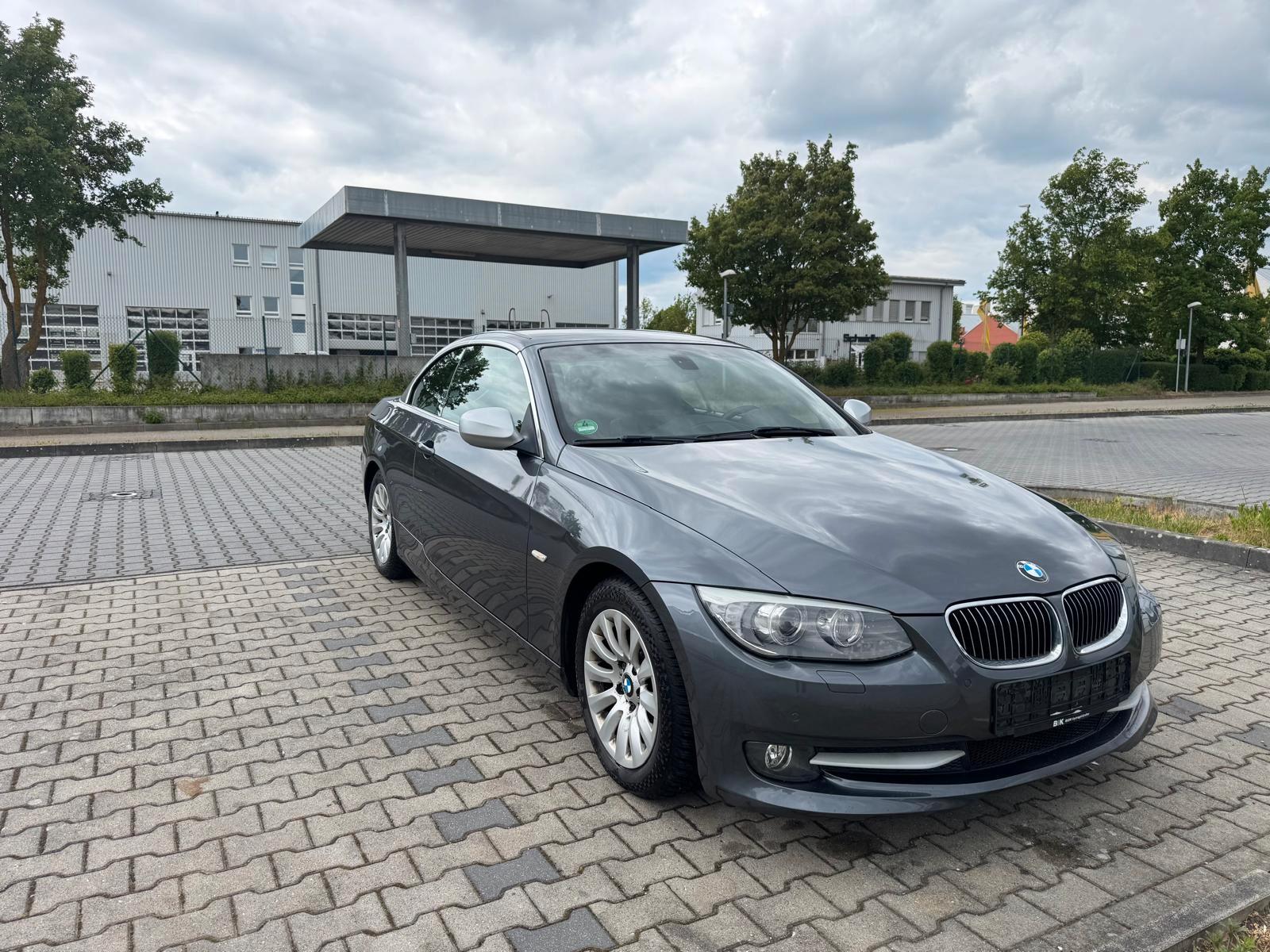 BMW Cabrio 320d Sport Edition Leder Navi