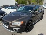 Volvo XC70 Summum 2.0 D4 2WD/S-Heft/Xenon/Tempo/Elektr - Volvo XC70 Gebrauchtwagen