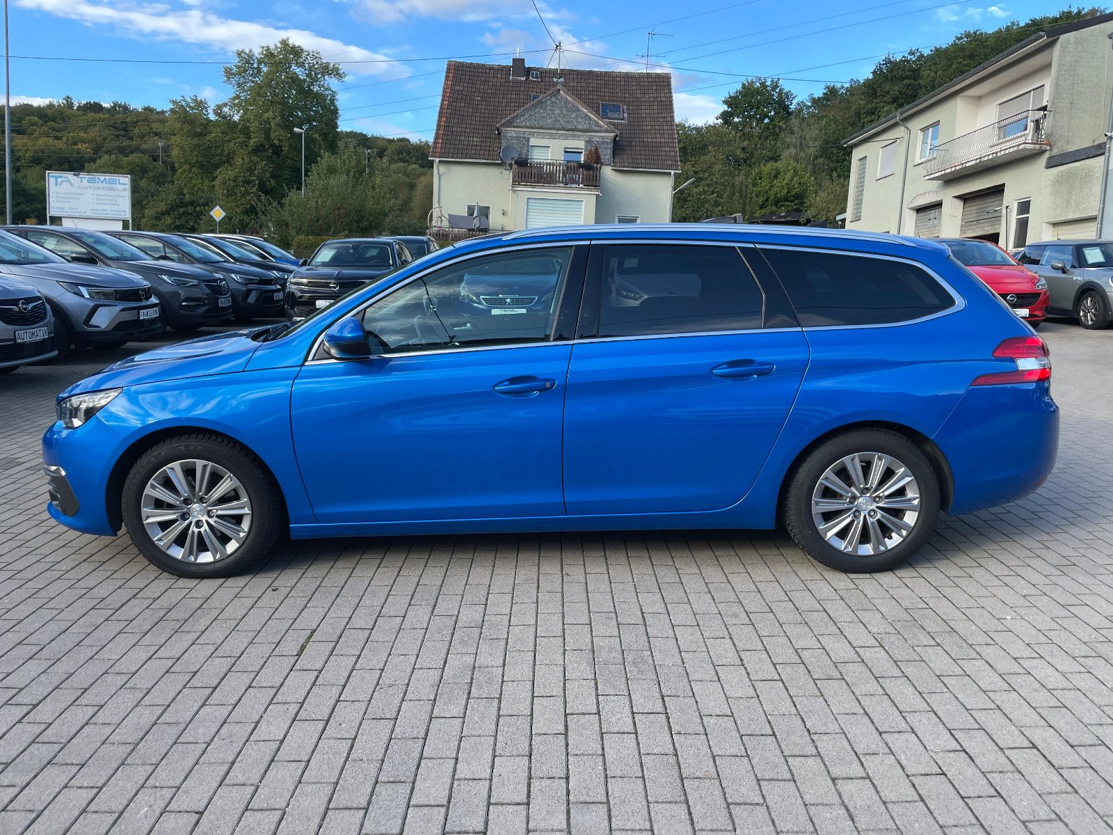 PEUGEOT 308, 2021, Benzin, 131 PS