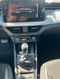 Skoda Kamiq Tour 1,5 TSI AHZV NAVI LED PDC Kamera