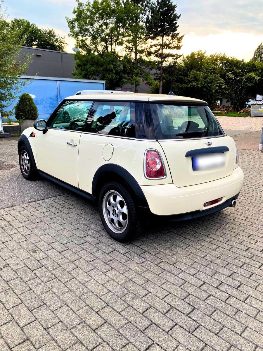 MINI One D