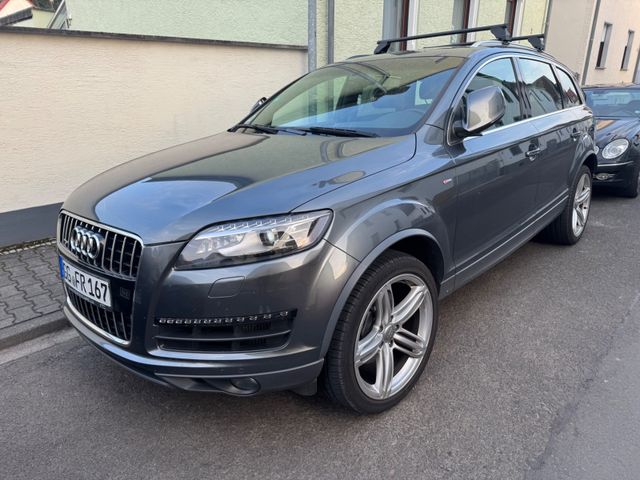 Audi Q7 3.0 TDI quattro S-Line * 7 Sitzer * Panorama