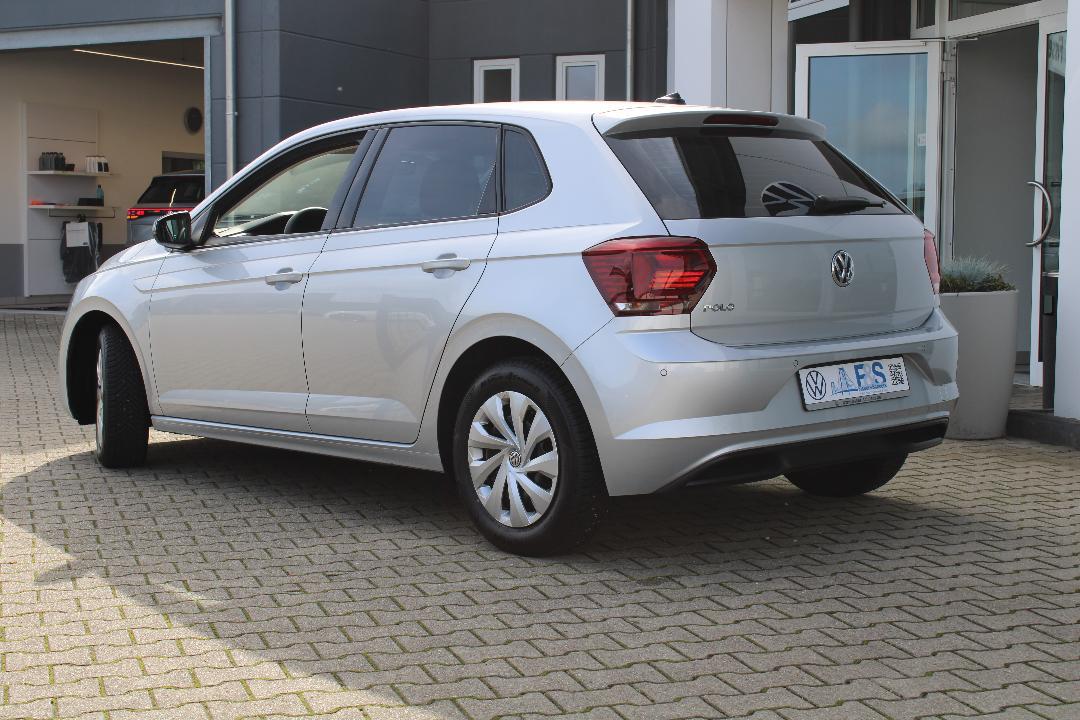 Volkswagen Polo Comfortline 1.0 TSI 5-GANG NAVI TEMPO PDC