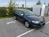 Volkswagen Passat 2.0 TDI DPF DSG 125kW Comfortline Com... - Volkswagen Passat: 125kw