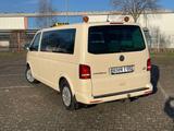 Volkswagen T5 Caravelle - Volkswagen T5: Taxi