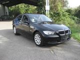 BMW 318 Baureihe 3 Lim. 318i - BMW 318 aus 2007: 318i