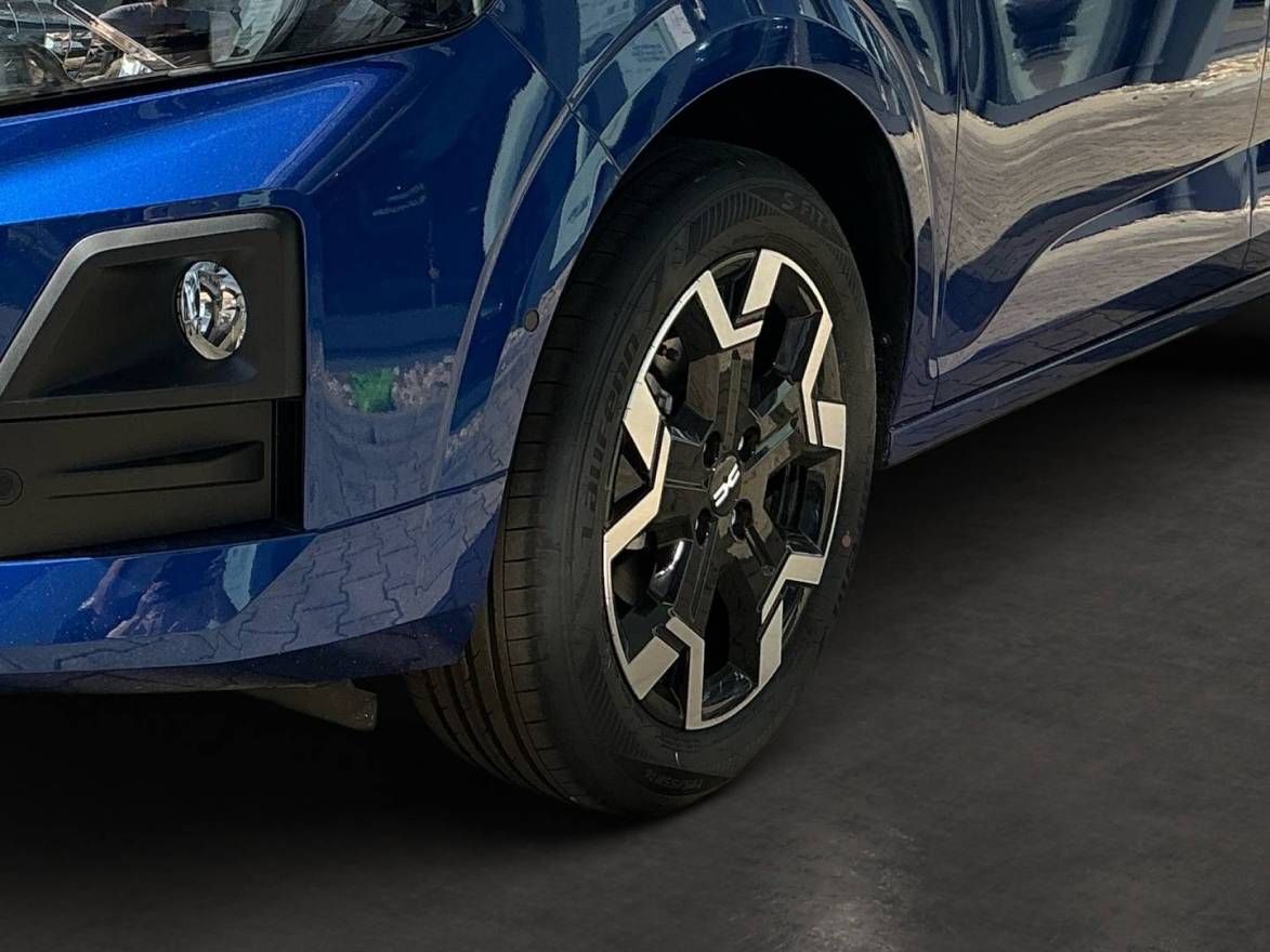 Fahrzeugabbildung Dacia Sandero Journey TCe 100
