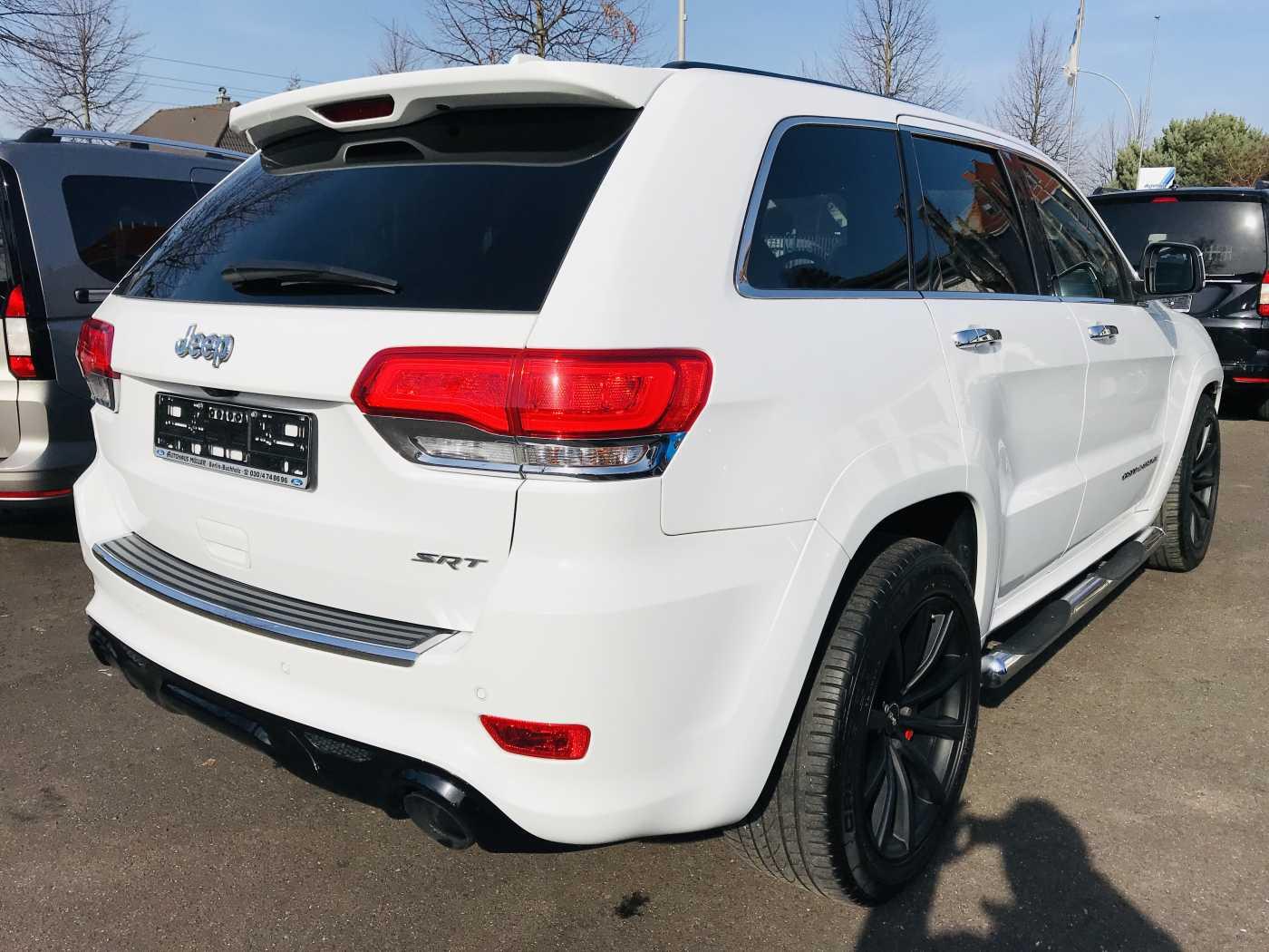 Jeep Grand Cherokee SRT 6.4 V8 HEMI 468 ch BVA 4x4 / Toit panoramique / Harman Kardon / Sièges ventilés / ACC