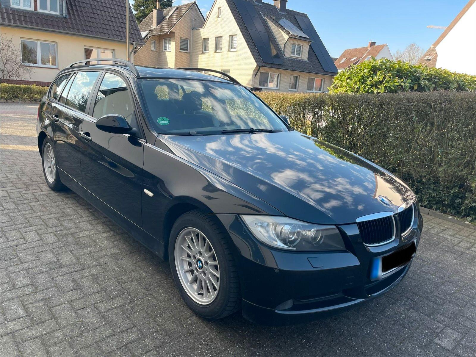 BMW 320