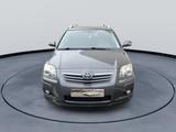 Toyota Avensis Kombi 2.2 D-CAT Sol TÜV 03-27 AHK - Toyota Avensis: Kombi, T27