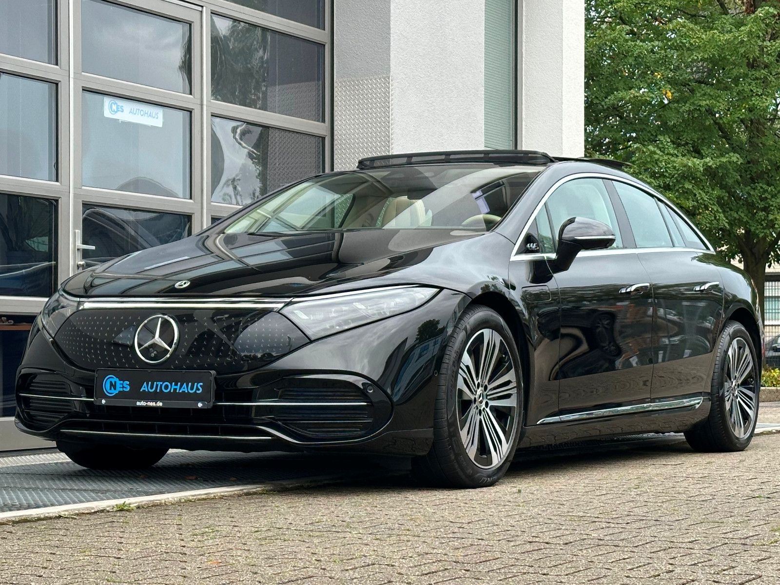 Mercedes-Benz EQS 450