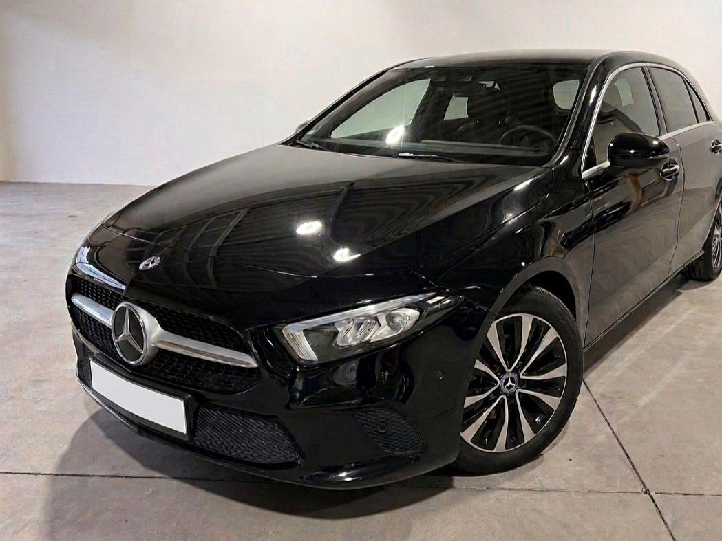 Mercedes-Benz A 250 e  | Benzin / Hybrid | Navi | Kamera