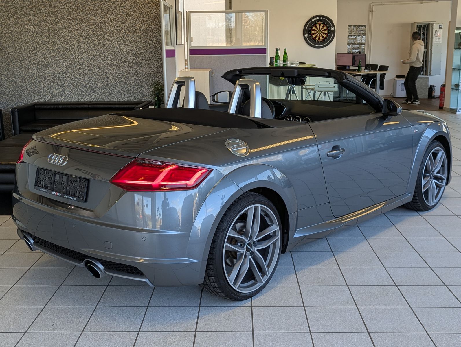 AUDI TT 1.8 TFSI S-tr. S-Line Alcantara Sitzheiz 19" - Image 7