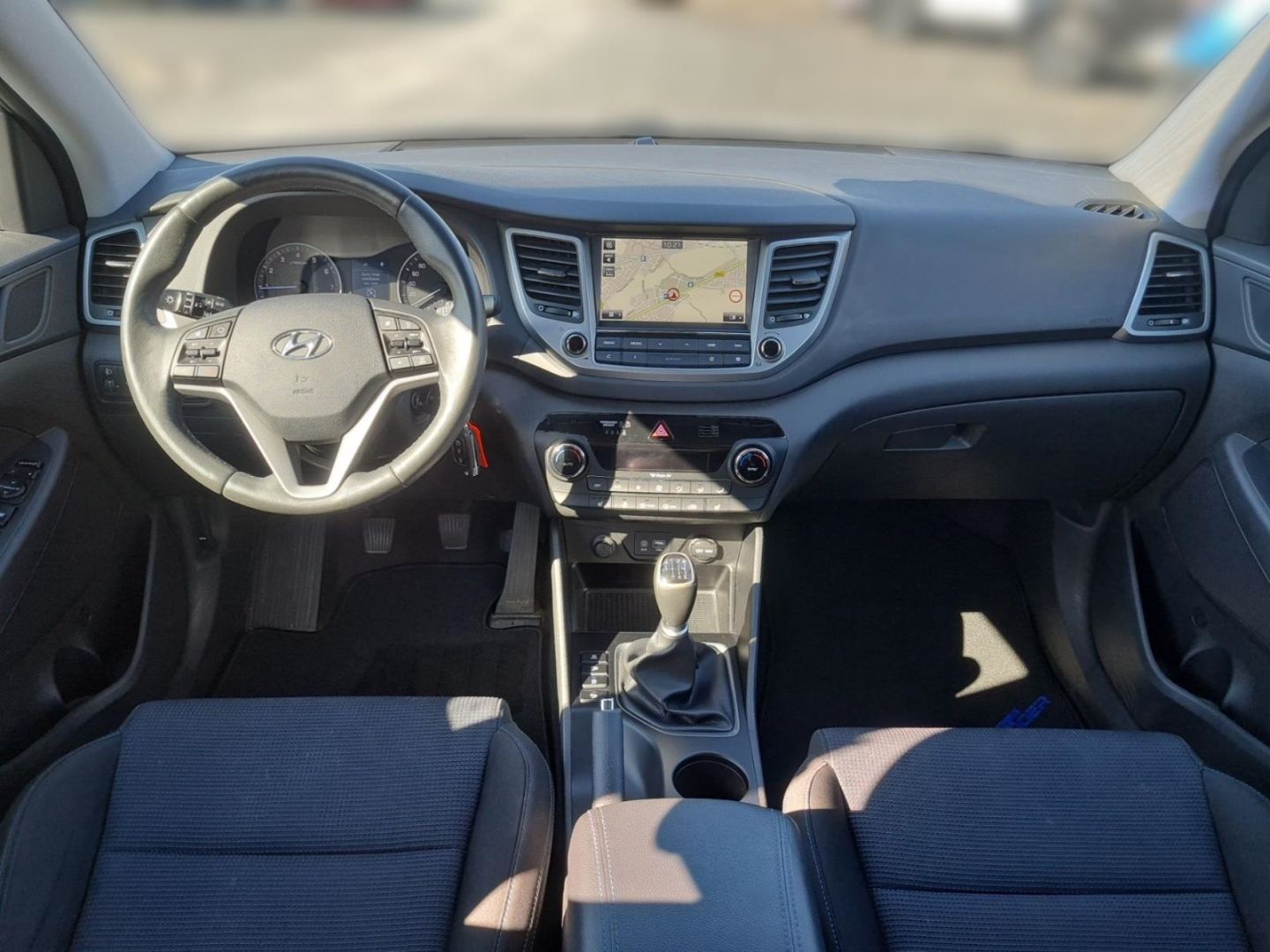 Fahrzeugabbildung Hyundai Tucson blue Advantage 1.6 GDi M T 2WD Classic AD